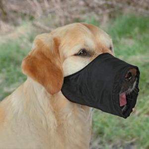 Image намордник Trixie Muzzle Flex для собак M силиконовый черный